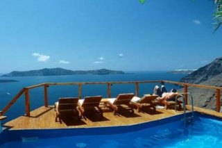 Porto Fira Suites