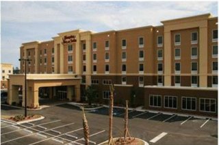 Hampton Inn & Suites