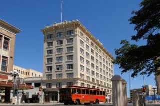 Hotel Indigo  at the Alamo