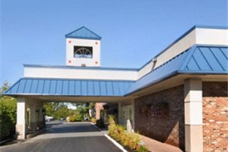 Ramada Albany Airport