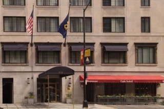 Club Quarters in  DC