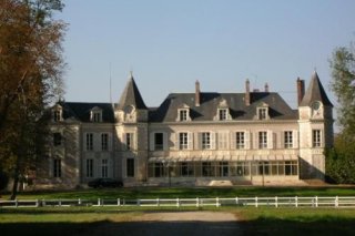 Chateau Laloin-Hotel La Colonie