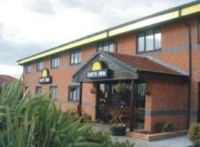 Days Inn Hotel  South (Southbound M40)
