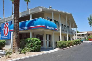 Motel 6