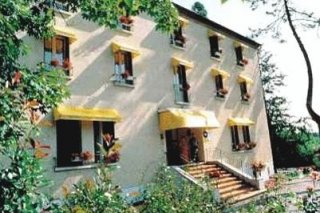 Logis Hotel Les Cedres