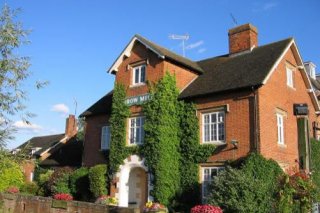 Arrow Mill Hotel & Restaurant