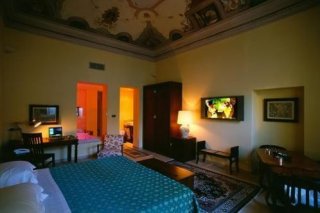 Vogue Hotel