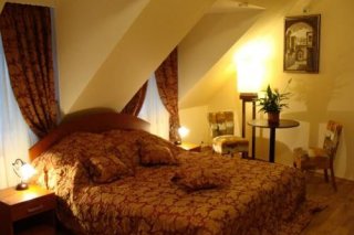 Enjoy Inn