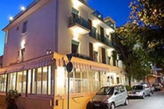 Hotel Ave