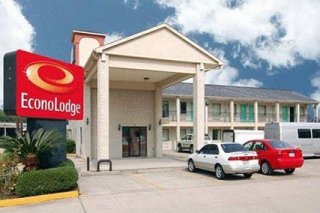Econo Lodge  Brookhollow