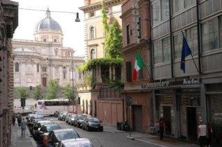Hotel Commodore