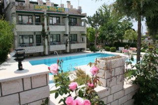 Hal-Tur Hotel
