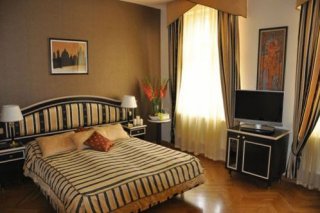 Elysee Hotel