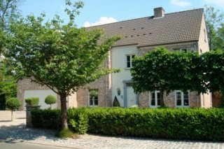 Charming Escape Bed and Breakfast