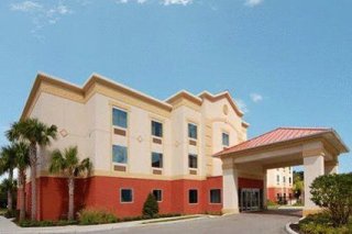 Sleep Inn & Suites -