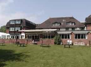Oaklands Hotel