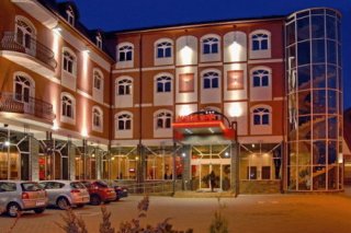 Ana Hotel