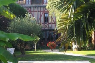 Au Charme Rabelaisien