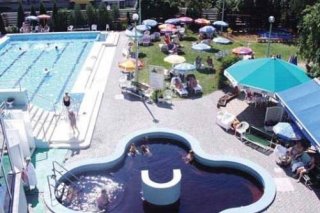 Kur & Wellness Hotel Barátság