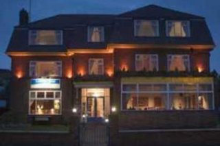 Lysander Hotel