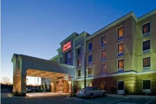 Hampton Inn & Suites