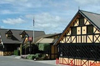 Olde Tudor Motor Inn