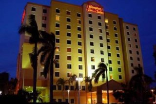 Hampton Inn & Suites  Airport South/Blue Lagoon