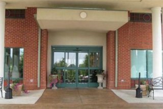 Holiday Inn Express Hotel & Suites