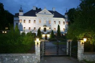 Hotel Castle Szirak