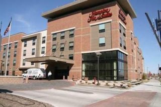 Hampton Inn & Suites -Downtown