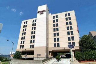 Hampton Inn  University Center