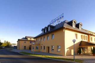 Business Hotel