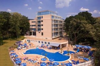 Holiday Park Hotel