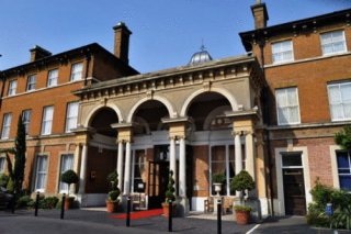 Oatlands Park Hotel