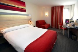 Express By Holiday Inn Molins De Rei