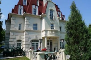 Walzer Hotel & Restaurant