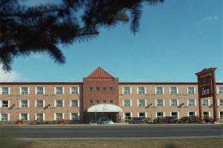 West  Mall Inn