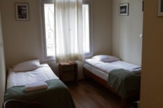 Boomerang Apartments