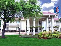 Motel 6 Dallas -