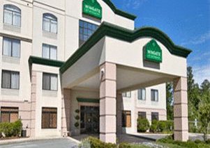 Wingate by Wyndham Raleigh  / Airport