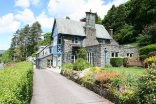 Ravenstone Hotel
