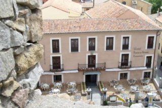 Hostal Restaurante Puerta del Alcázar