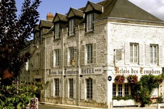 Logis Hotel Le Relais Des Templiers
