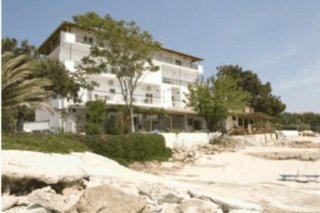 Pefkari Beach Studios