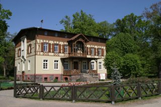 Dworek W Jeziorkach