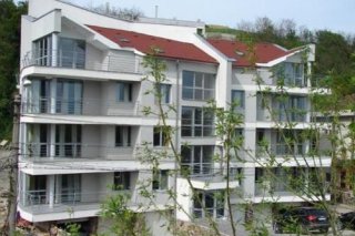 Living In Aparthotel