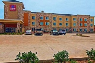 Comfort Suites