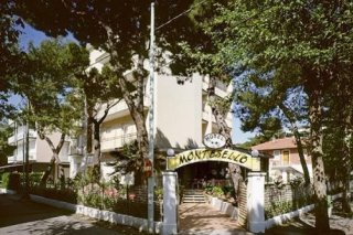 Hotel Montebello