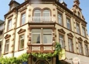 Osteria & Gasthaus Ravene