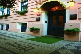 Anna Hotel